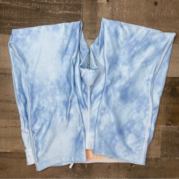 Nike Cropped Legging size Medium - Picture 9 of 11